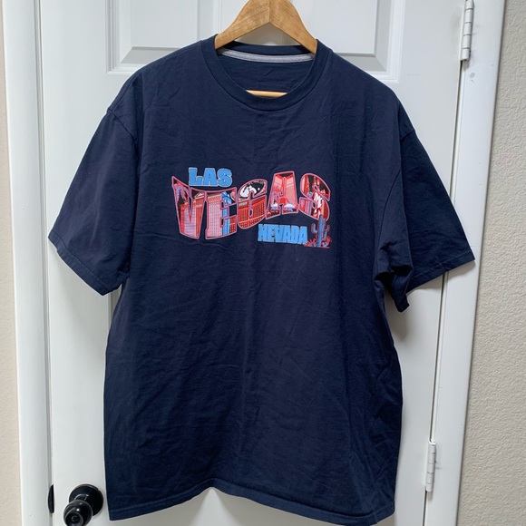 Unisex Las Vegas Sign Graphic Tee - Picture 1 of 2